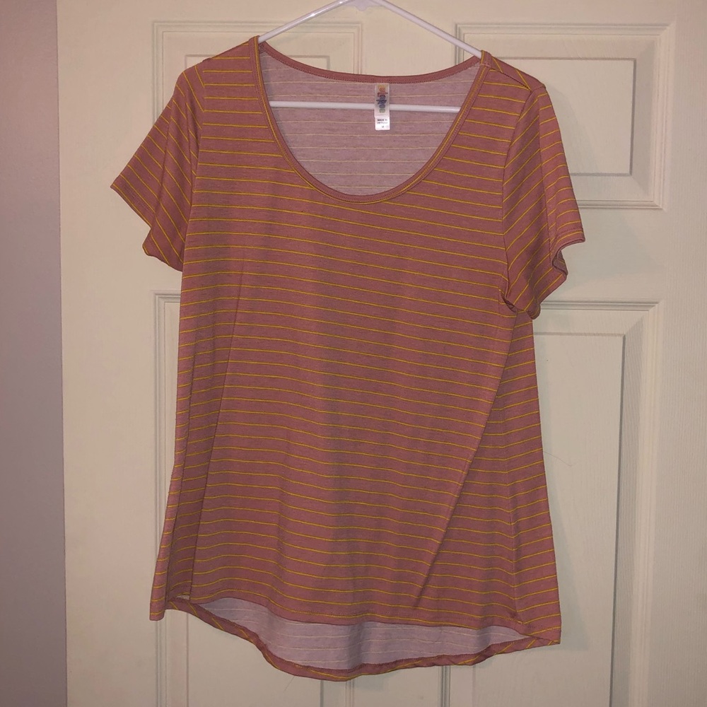 Lularoe classic/perfect t